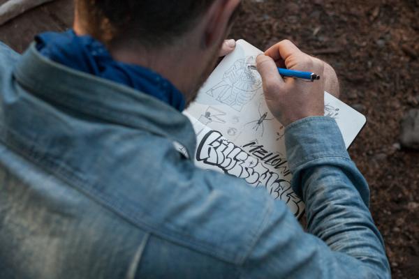 Adios participant Brian Mackin sketching.